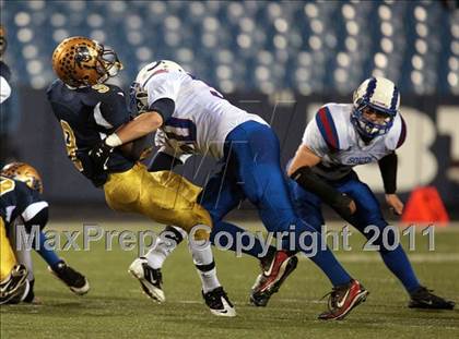Thumbnail 2 in Williamsville South vs. Sweet Home (Section 6 Class A Final) photogallery.