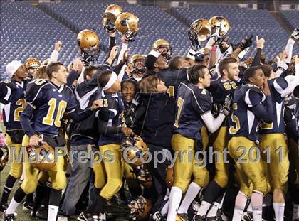 Thumbnail 2 in Williamsville South vs. Sweet Home (Section 6 Class A Final) photogallery.