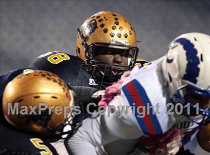 Thumbnail 3 in Williamsville South vs. Sweet Home (Section 6 Class A Final) photogallery.