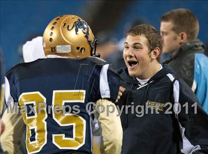 Thumbnail 1 in Williamsville South vs. Sweet Home (Section 6 Class A Final) photogallery.