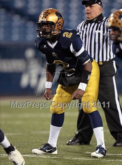 Thumbnail 3 in Williamsville South vs. Sweet Home (Section 6 Class A Final) photogallery.