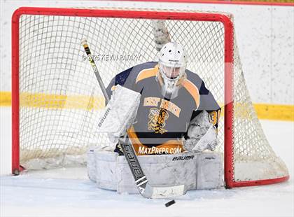 Thumbnail 3 in East Haven @ Westhill/Stamford photogallery.
