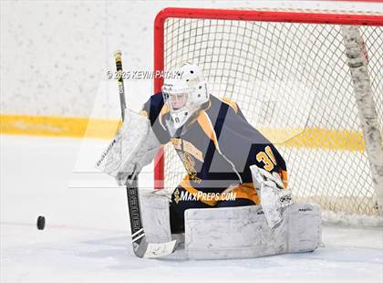 Thumbnail 1 in East Haven @ Westhill/Stamford photogallery.