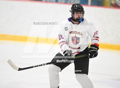 Thumbnail 1 in East Haven @ Westhill/Stamford photogallery.