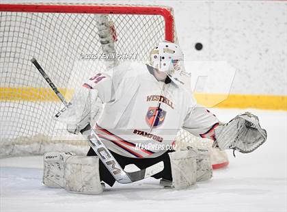 Thumbnail 2 in East Haven @ Westhill/Stamford photogallery.