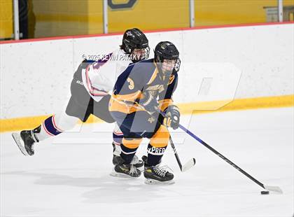 Thumbnail 2 in East Haven @ Westhill/Stamford photogallery.