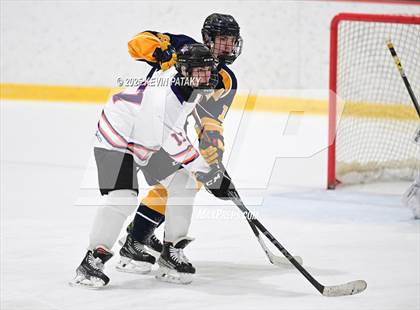 Thumbnail 3 in East Haven @ Westhill/Stamford photogallery.