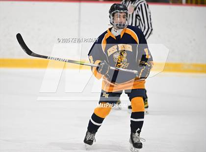 Thumbnail 2 in East Haven @ Westhill/Stamford photogallery.