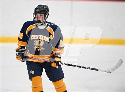 Thumbnail 1 in East Haven @ Westhill/Stamford photogallery.