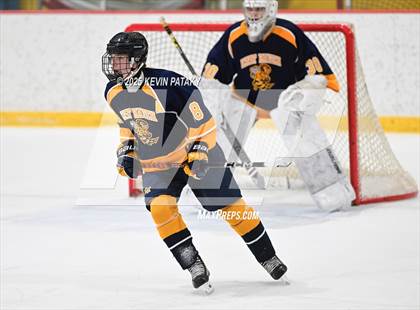 Thumbnail 1 in East Haven @ Westhill/Stamford photogallery.