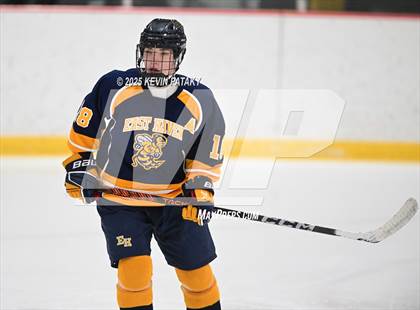 Thumbnail 1 in East Haven @ Westhill/Stamford photogallery.