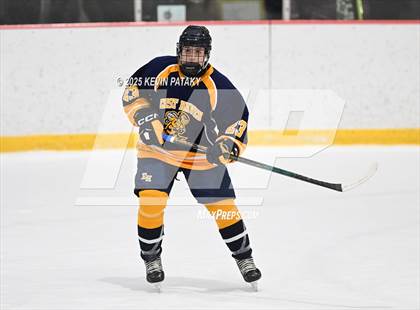 Thumbnail 2 in East Haven @ Westhill/Stamford photogallery.