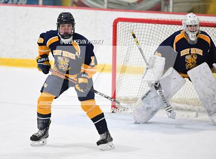 Thumbnail 1 in East Haven @ Westhill/Stamford photogallery.