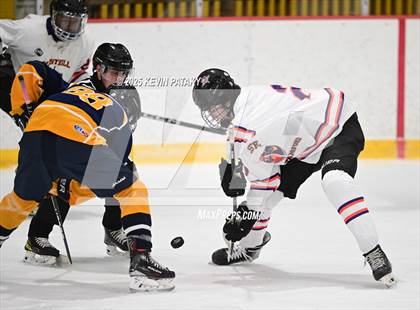 Thumbnail 3 in East Haven @ Westhill/Stamford photogallery.