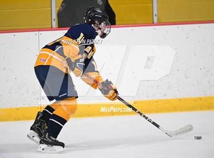 Thumbnail 1 in East Haven @ Westhill/Stamford photogallery.