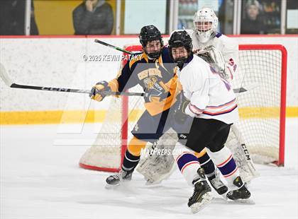 Thumbnail 1 in East Haven @ Westhill/Stamford photogallery.