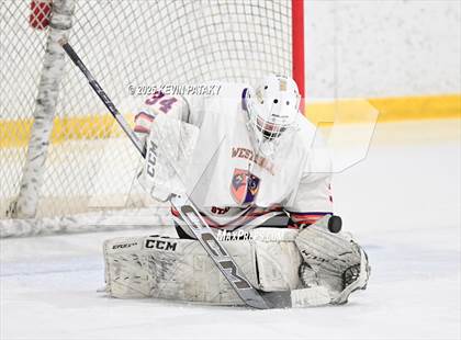 Thumbnail 1 in East Haven @ Westhill/Stamford photogallery.