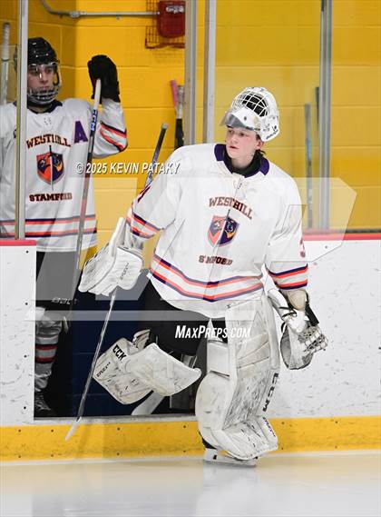 Thumbnail 3 in East Haven @ Westhill/Stamford photogallery.