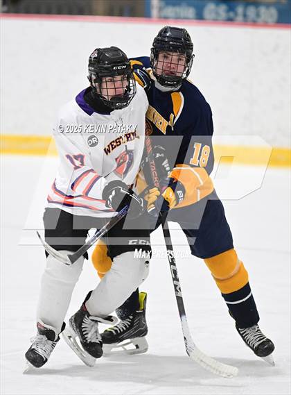 Thumbnail 2 in East Haven @ Westhill/Stamford photogallery.