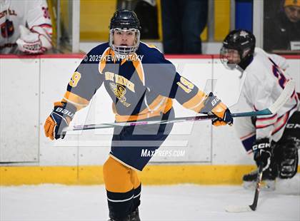 Thumbnail 3 in East Haven @ Westhill/Stamford photogallery.