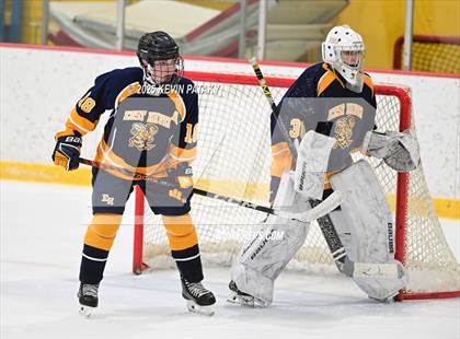 Thumbnail 2 in East Haven @ Westhill/Stamford photogallery.