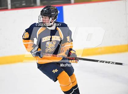 Thumbnail 1 in East Haven @ Westhill/Stamford photogallery.