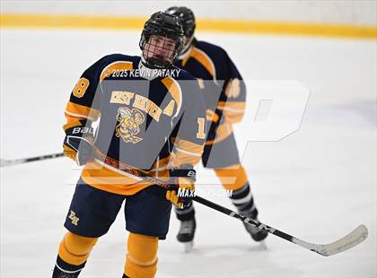 Thumbnail 3 in East Haven @ Westhill/Stamford photogallery.