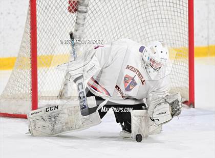 Thumbnail 3 in East Haven @ Westhill/Stamford photogallery.