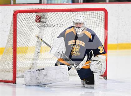 Thumbnail 1 in East Haven @ Westhill/Stamford photogallery.