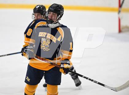 Thumbnail 1 in East Haven @ Westhill/Stamford photogallery.