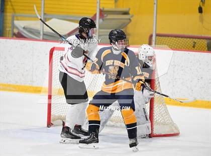 Thumbnail 1 in East Haven @ Westhill/Stamford photogallery.