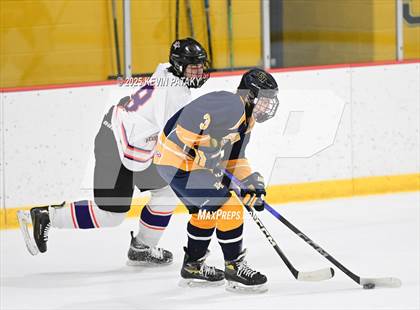 Thumbnail 1 in East Haven @ Westhill/Stamford photogallery.