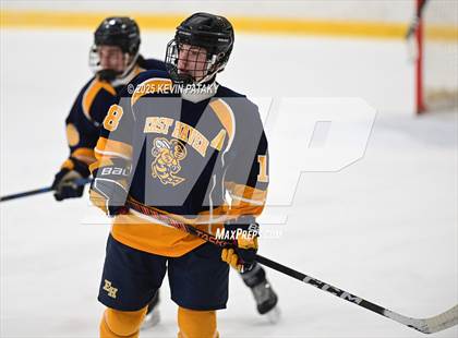 Thumbnail 2 in East Haven @ Westhill/Stamford photogallery.