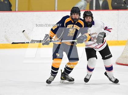 Thumbnail 2 in East Haven @ Westhill/Stamford photogallery.