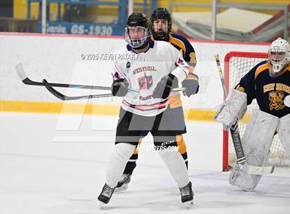 Thumbnail 2 in East Haven @ Westhill/Stamford photogallery.