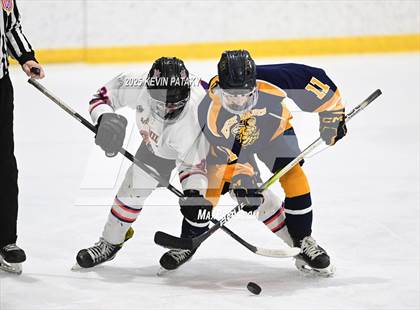 Thumbnail 1 in East Haven @ Westhill/Stamford photogallery.