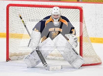Thumbnail 1 in East Haven @ Westhill/Stamford photogallery.