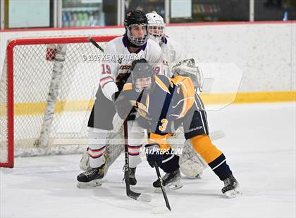 Thumbnail 2 in East Haven @ Westhill/Stamford photogallery.