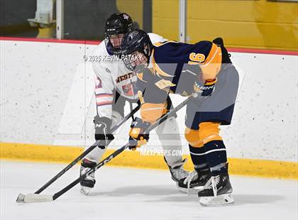 Thumbnail 1 in East Haven @ Westhill/Stamford photogallery.