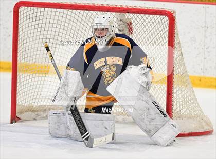 Thumbnail 1 in East Haven @ Westhill/Stamford photogallery.