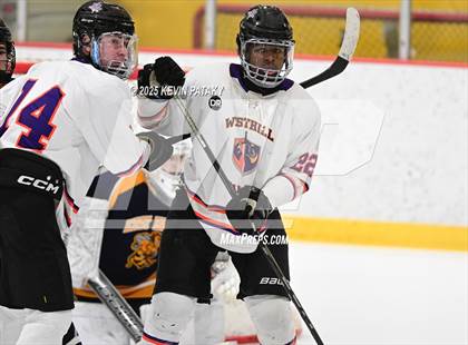 Thumbnail 1 in East Haven @ Westhill/Stamford photogallery.