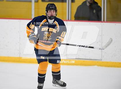 Thumbnail 3 in East Haven @ Westhill/Stamford photogallery.