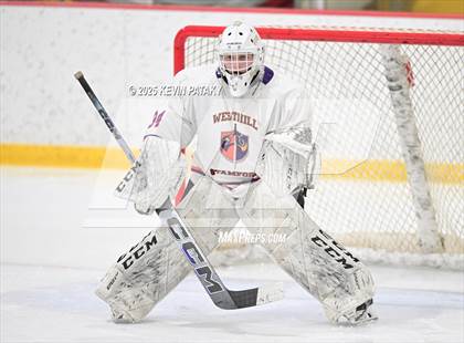 Thumbnail 2 in East Haven @ Westhill/Stamford photogallery.
