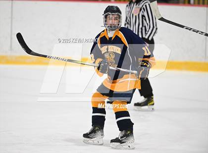 Thumbnail 3 in East Haven @ Westhill/Stamford photogallery.