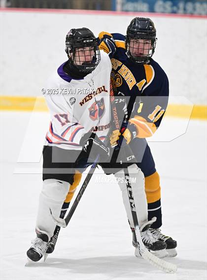 Thumbnail 1 in East Haven @ Westhill/Stamford photogallery.