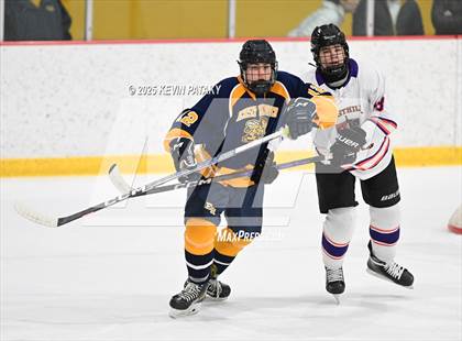 Thumbnail 1 in East Haven @ Westhill/Stamford photogallery.