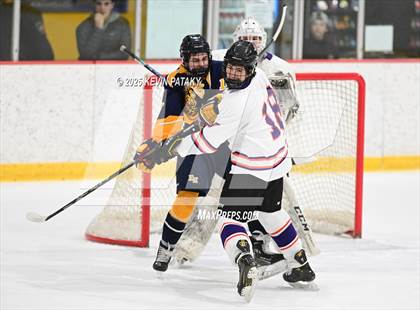 Thumbnail 3 in East Haven @ Westhill/Stamford photogallery.