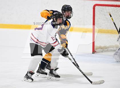 Thumbnail 1 in East Haven @ Westhill/Stamford photogallery.