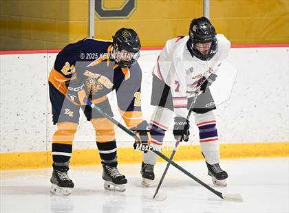 Thumbnail 3 in East Haven @ Westhill/Stamford photogallery.