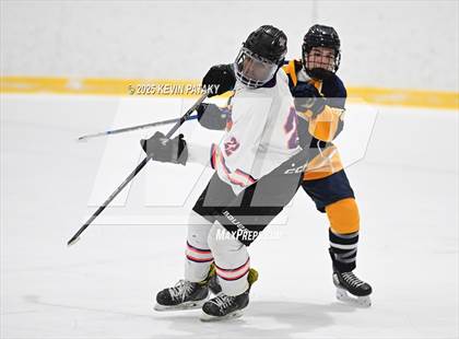 Thumbnail 2 in East Haven @ Westhill/Stamford photogallery.